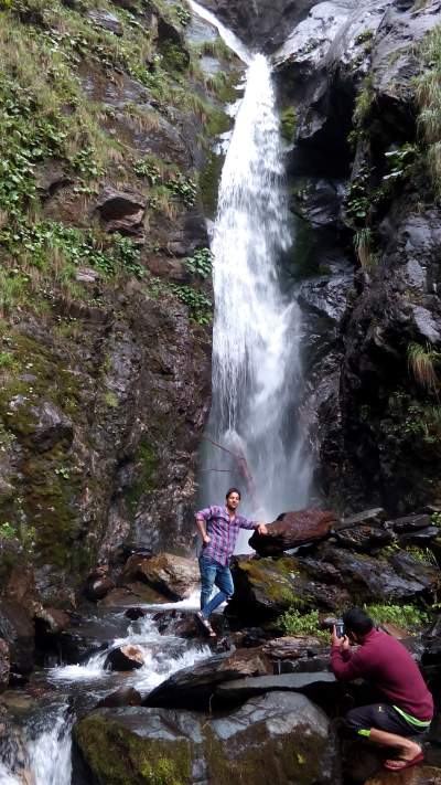 amazing sathali waterfall bharmour