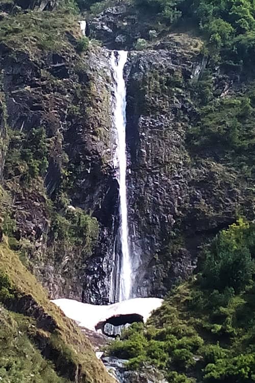 hadsar waterfall bharmour min